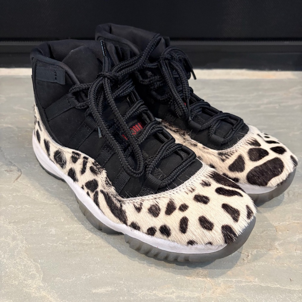 Air Jordan 11 Women’s Animal Instinct Sneakers Size 8.5